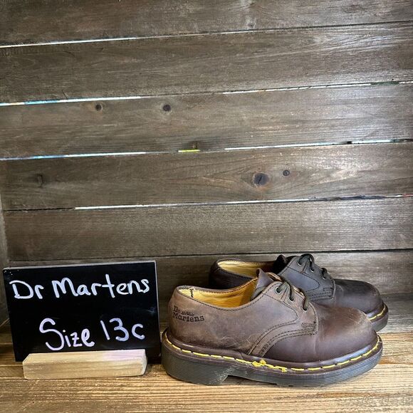 Kids Dr Martens The Original England Brown Leather Plain Toe Oxfords Size‎ 13 C - Picture 1 of 6